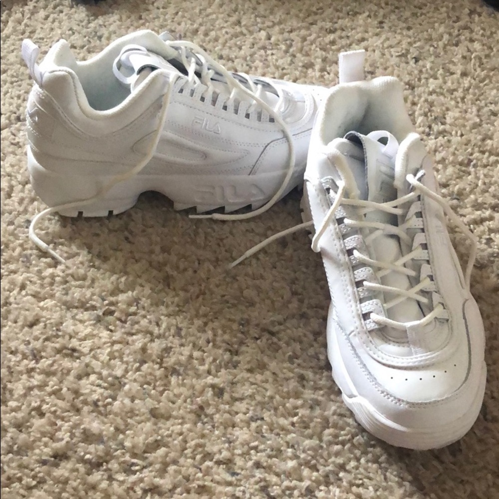 Fila Disruptor II EUC All White Size 9